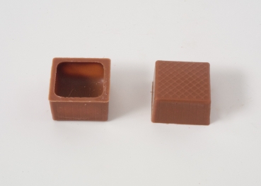 63 Stück Schokoladenschalen eckig Vollmilch von sweetART