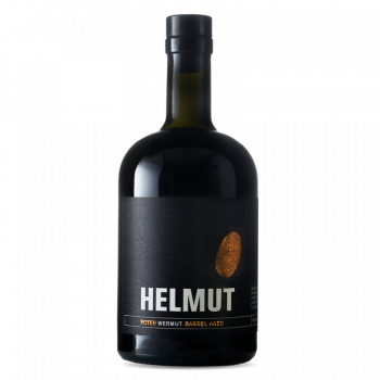 Vermouth HELMUT the Red barrel aged at sweetART (Photo Helmut Wermut GbR)