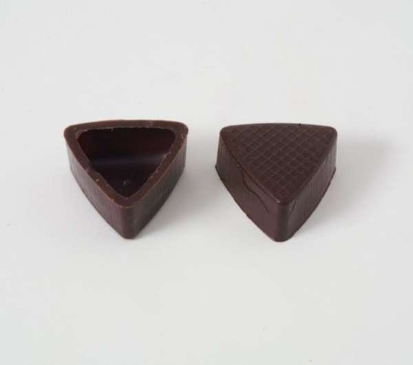 Karton - Schokoladenschalen dreieckig zartbitter von sweetART
